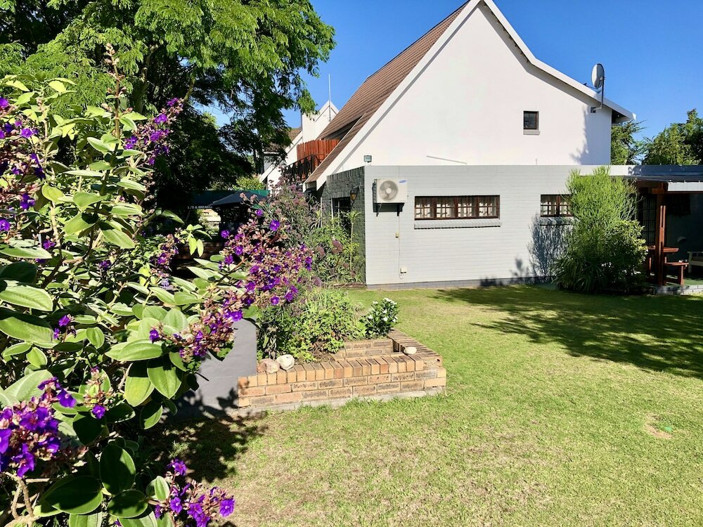 Фото Pelican Lodge