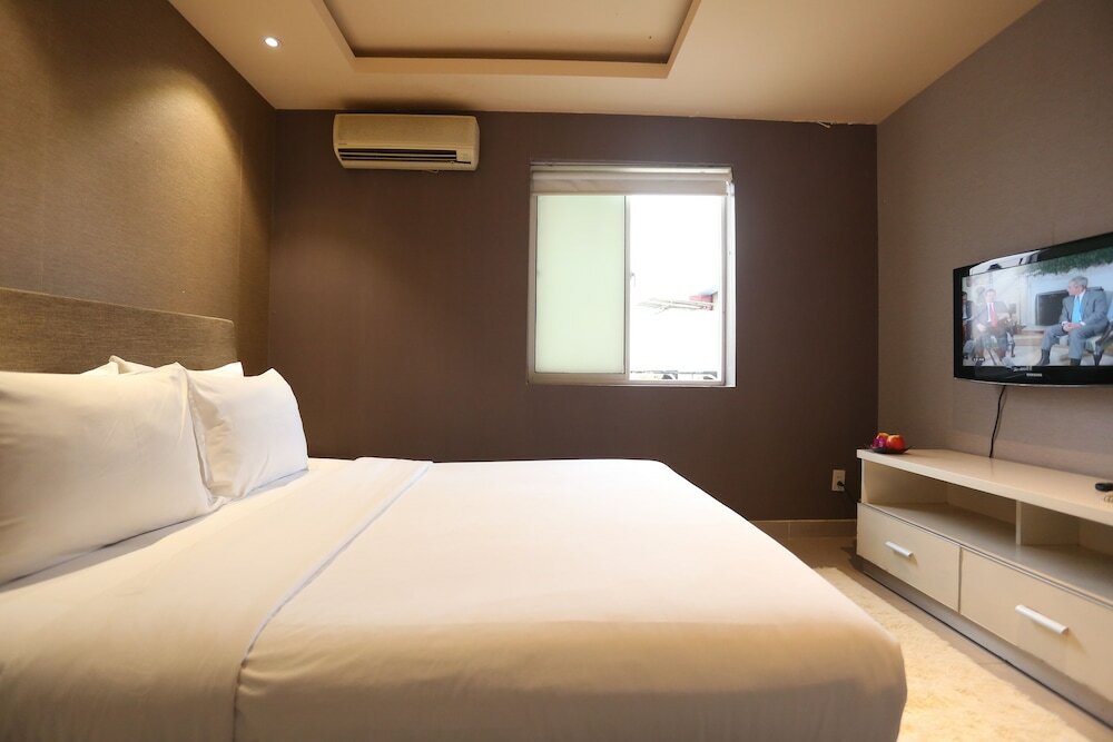 Фото Diamond Suite Hai Ba Trung