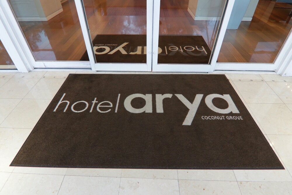 Фото Private Residences at Hotel Arya by SoFLA Vacations