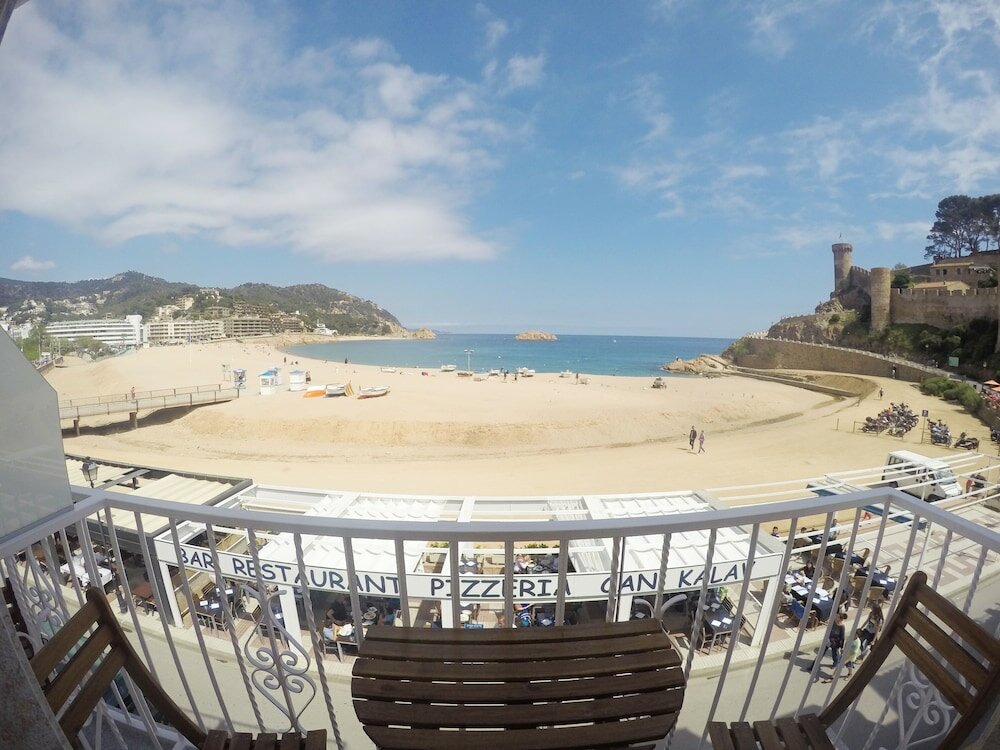 Фото Hostal del Mar