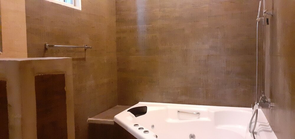 Фото Gamodh Citadel Resort