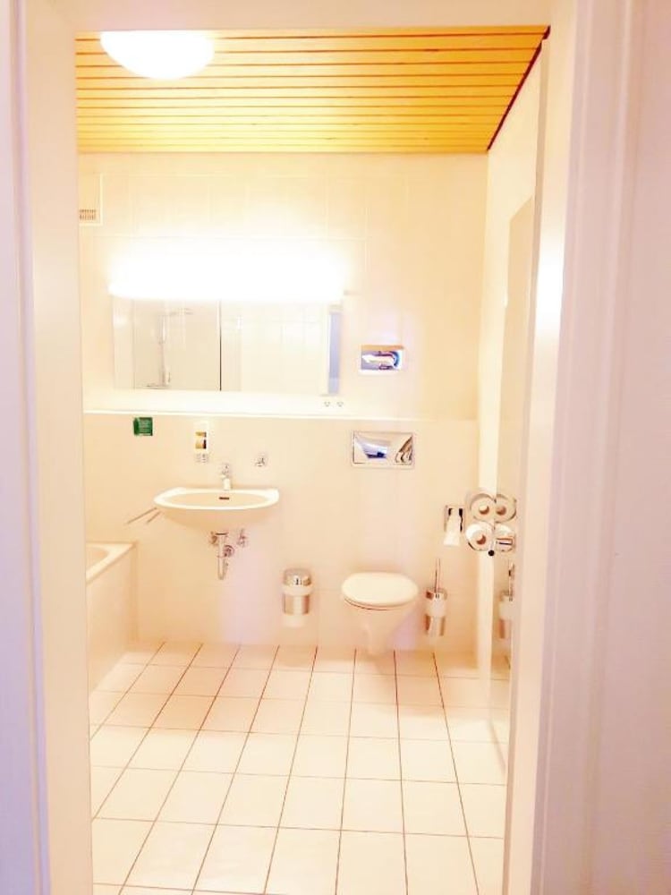 Фото Hotel Restaurant Erbprinz Walldorf