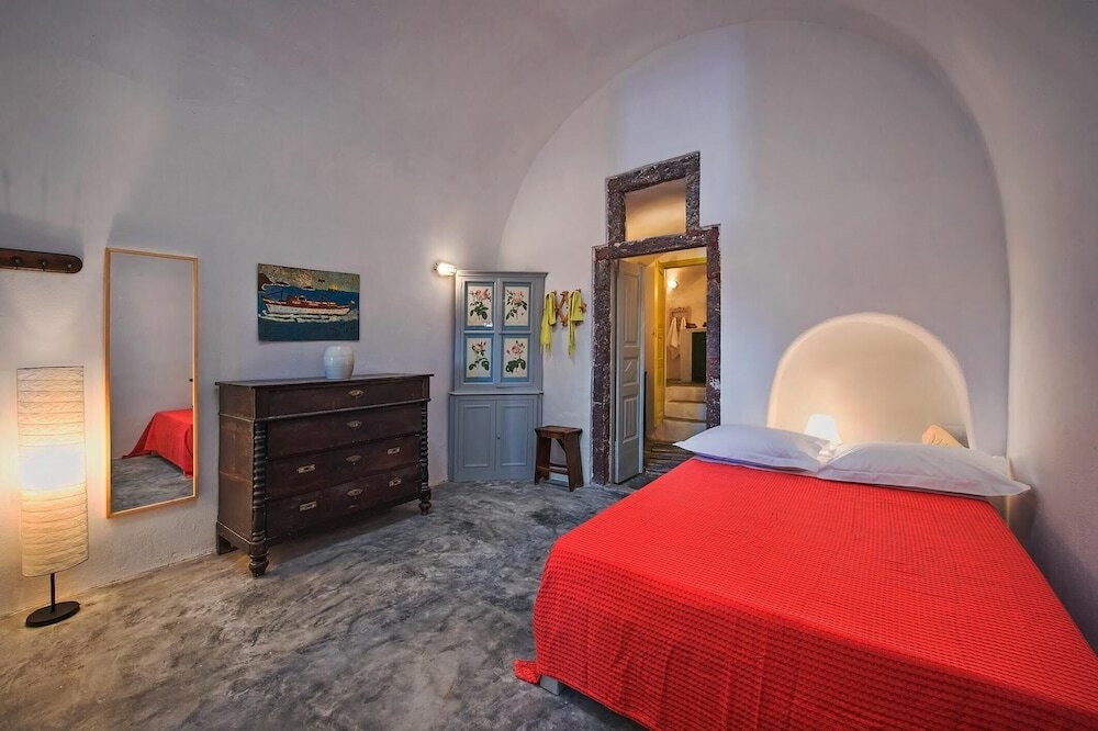 Фото Skala Cave by Thireon