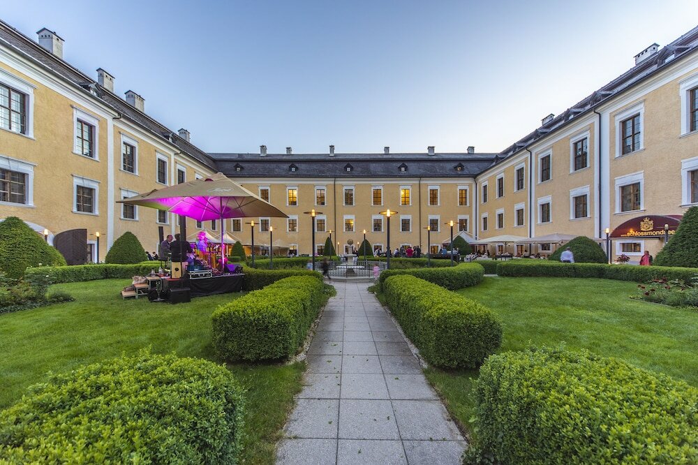 Фото Schlosshotel Mondsee