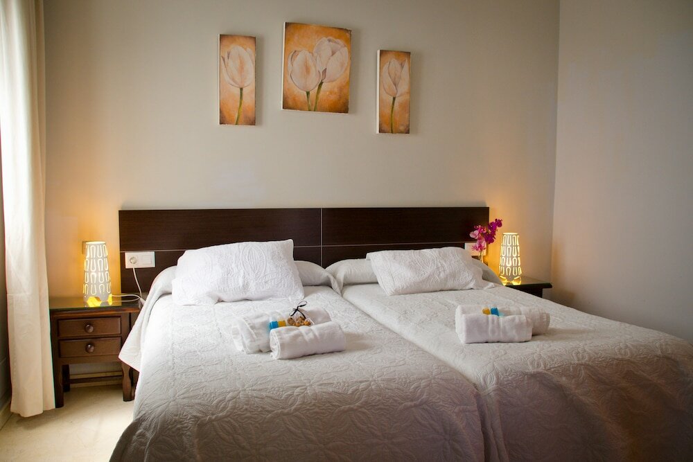 Фото Hostal La Muralla