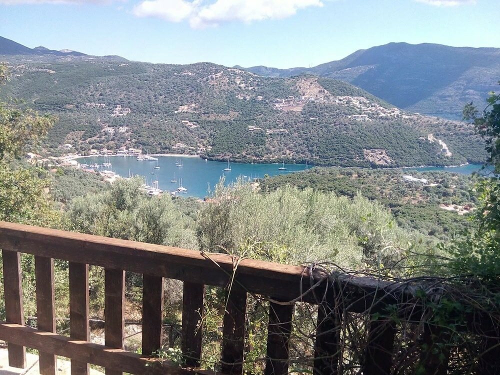 Фото Arethousa Villas