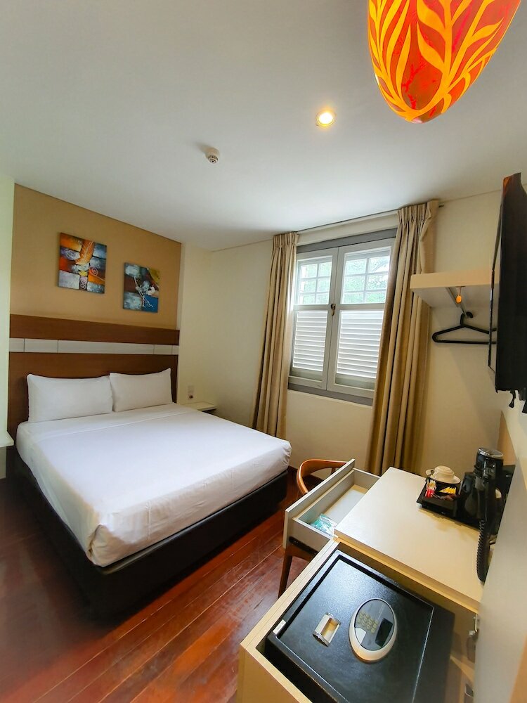 Фото The Keong Saik Hotel