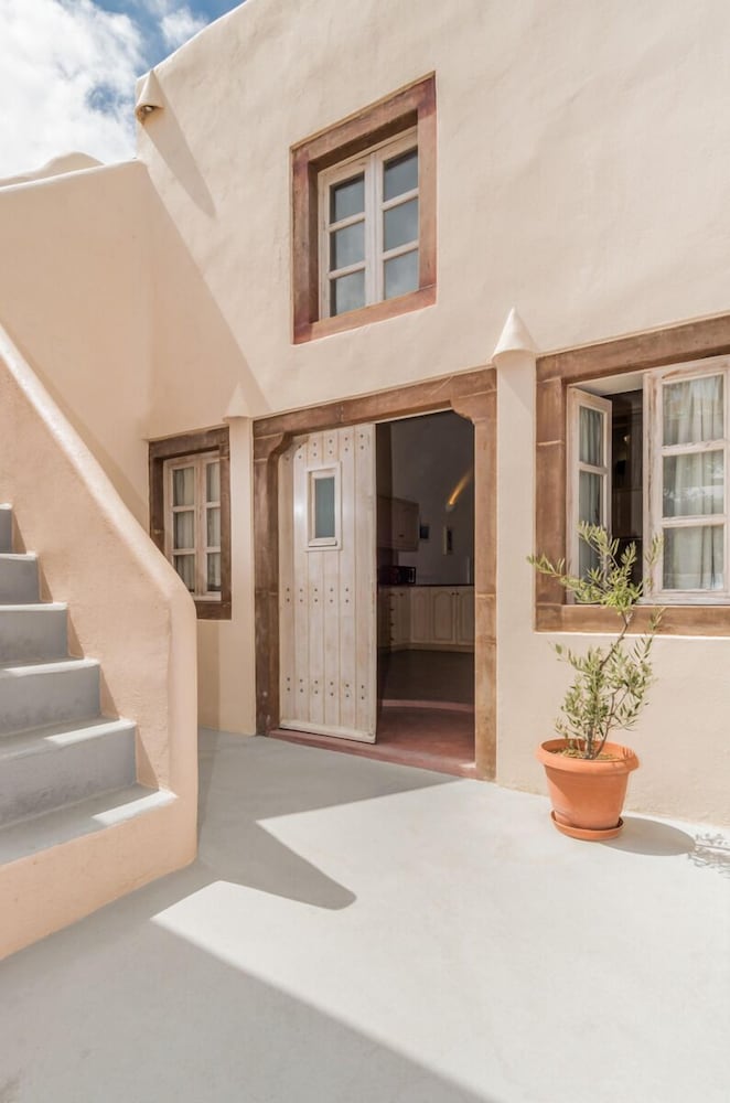 Фото Villa Kisiris