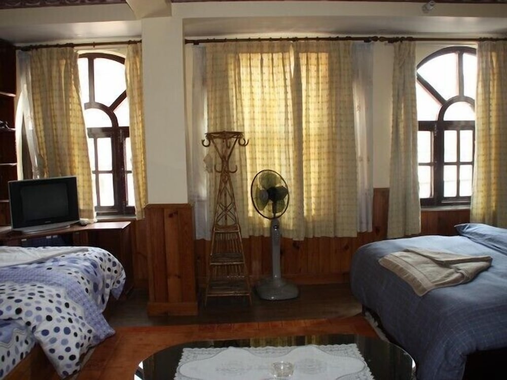 Фото Thamel Apartments Hotel