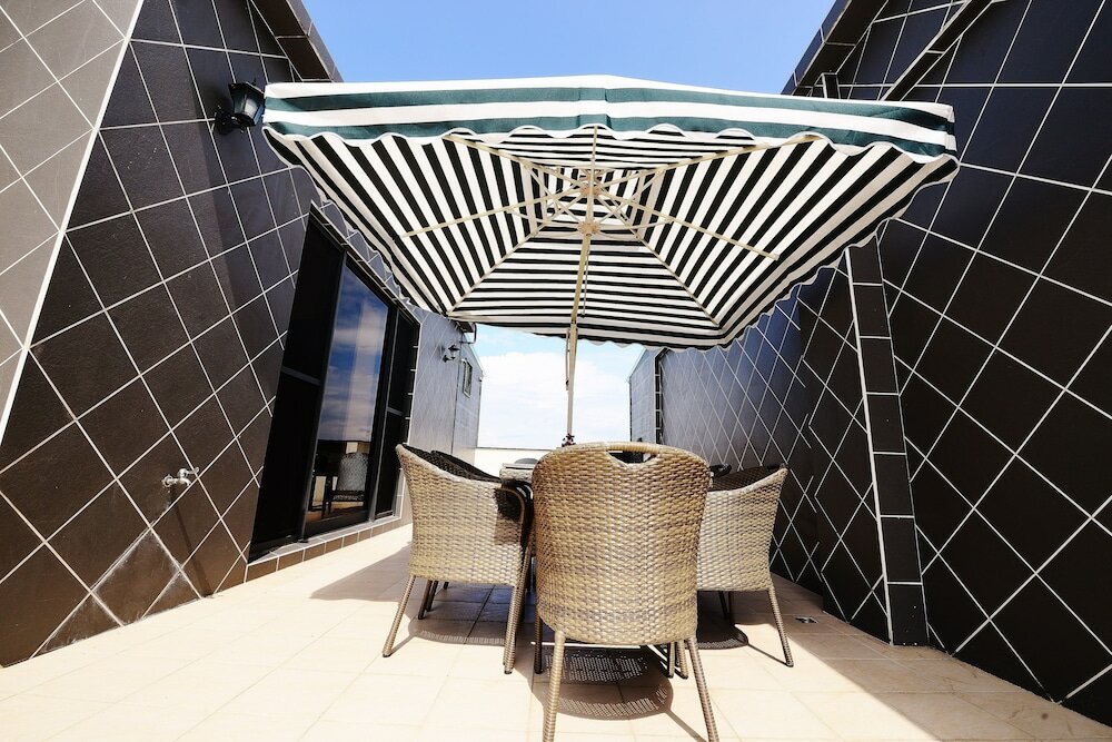 Фото C'est La Vie No. 8 B&b