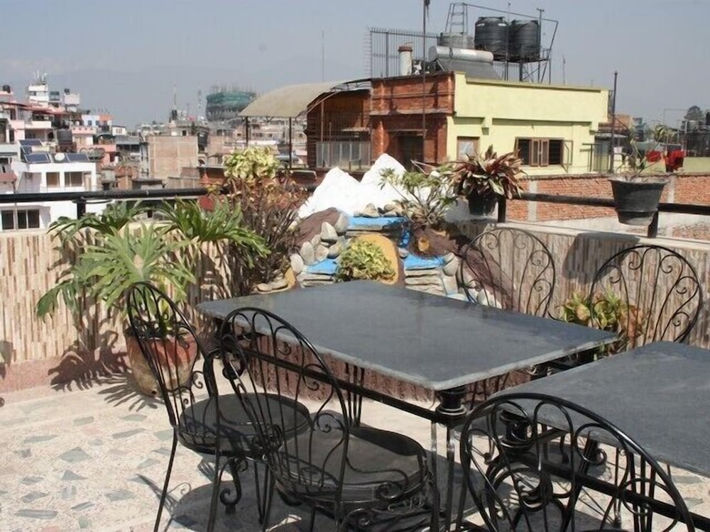 Фото отеля 4