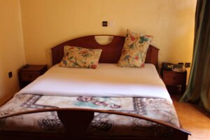 Hôtel Place De La Météo (West), hotel