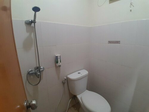 Гостиница Aj Bike Guesthouse Syariah в Джокьякарте