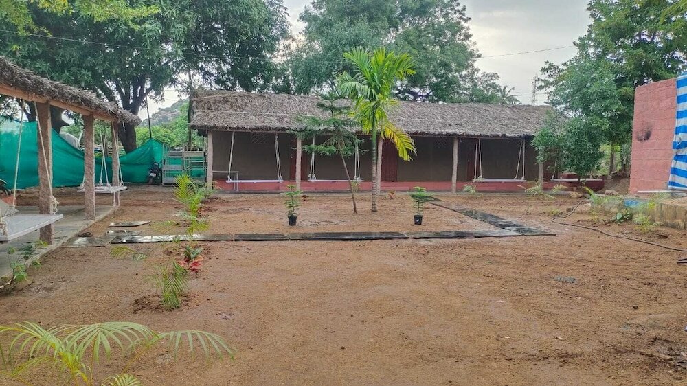 Фото Waterfall Guesthouse