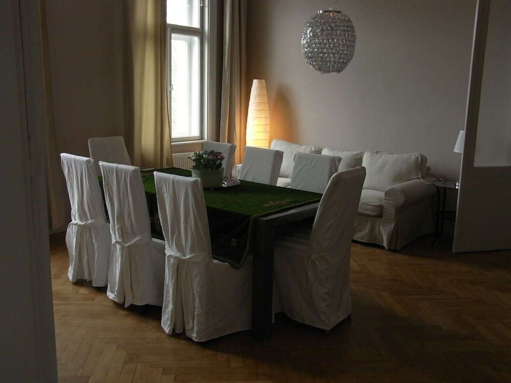 Фото Kunsthaus Apartments