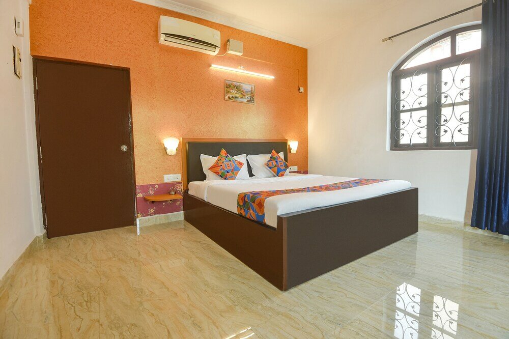 Фото Fabexpress Royal Palace Beach Resort