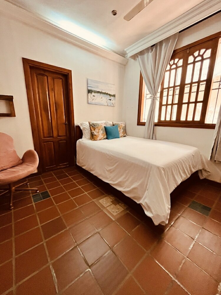 Фото Hotel Casa Isabelita