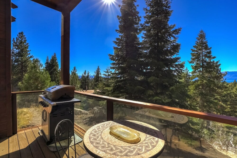 Фото Bear Claw Estate