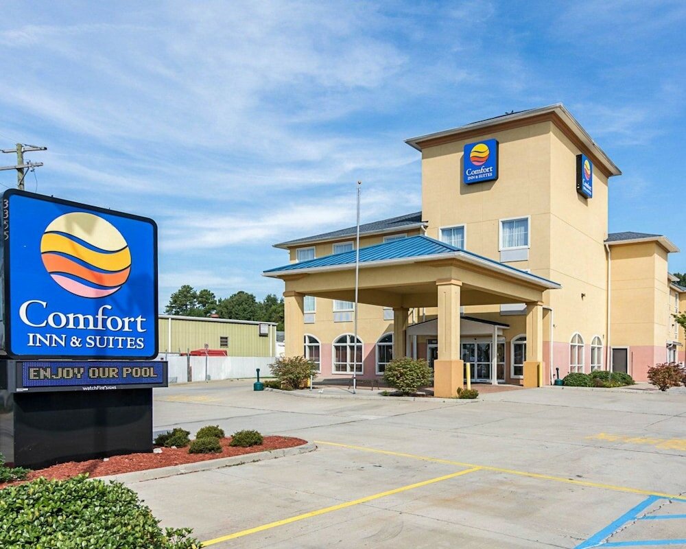Фото Comfort Inn & Suites Chesapeake - Portsmouth