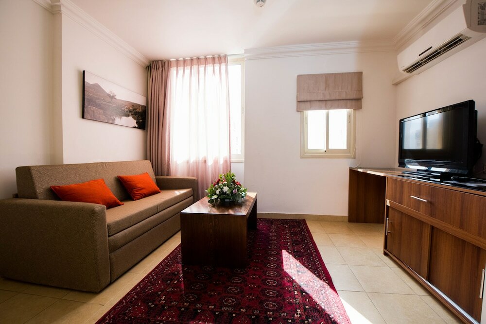 Фото Ramon Suites Hotel