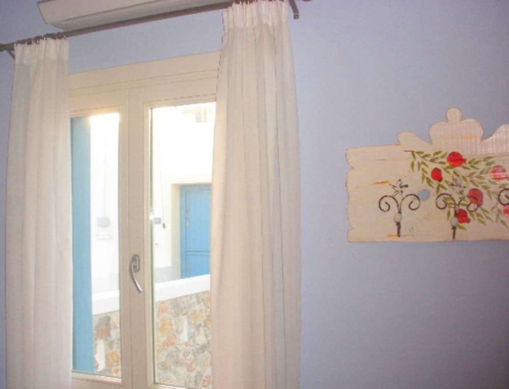 Фото Blue Harmony Apartments