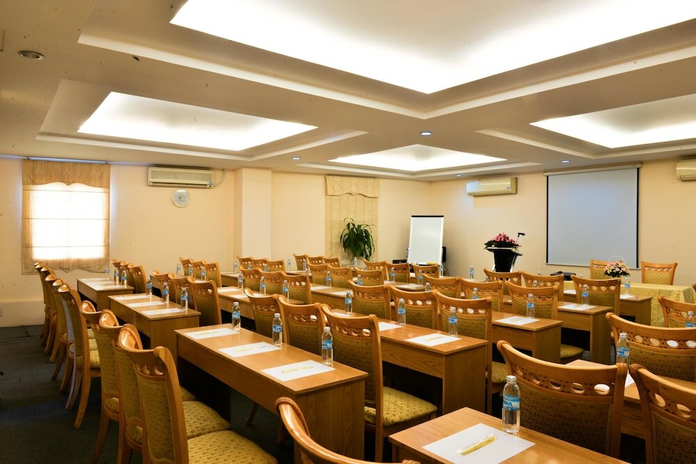 Фото Hoang Phu Gia