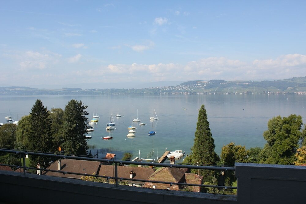 Фото Murtenhof & Krone