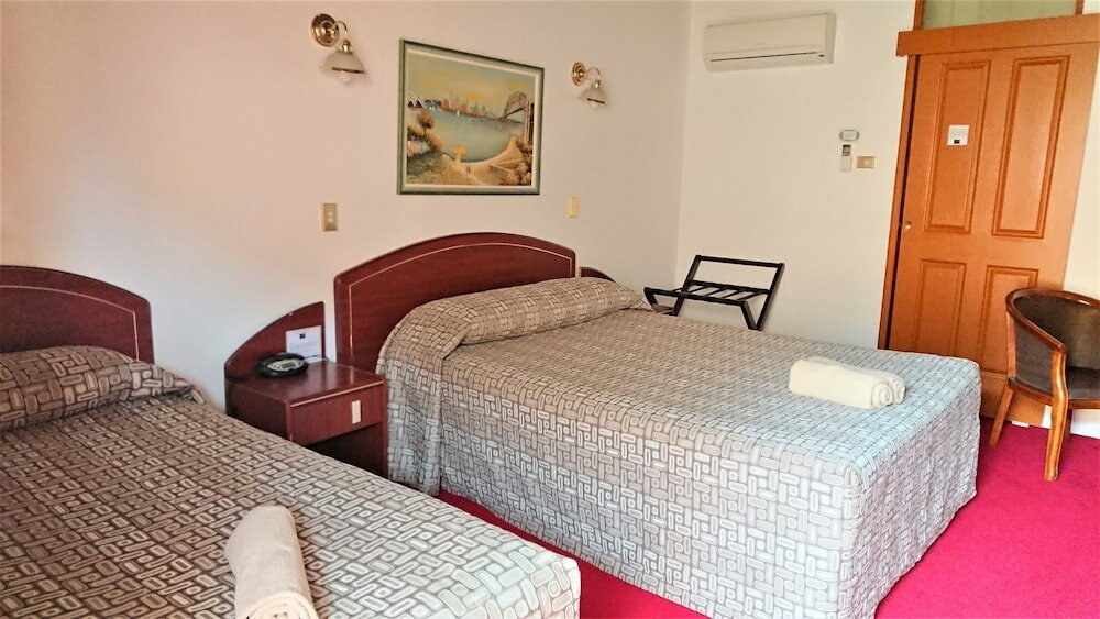 Фото New Olympic Motel