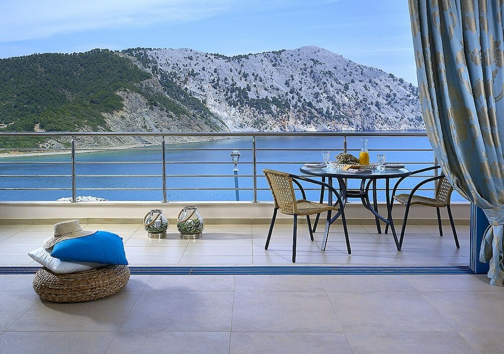 Фото Xenia Residence & Suites