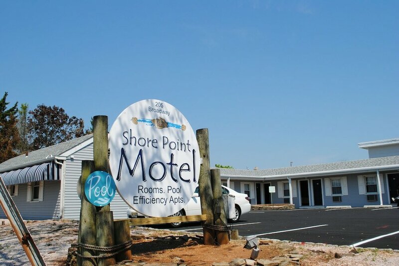 Гостиница Shore Point Motel