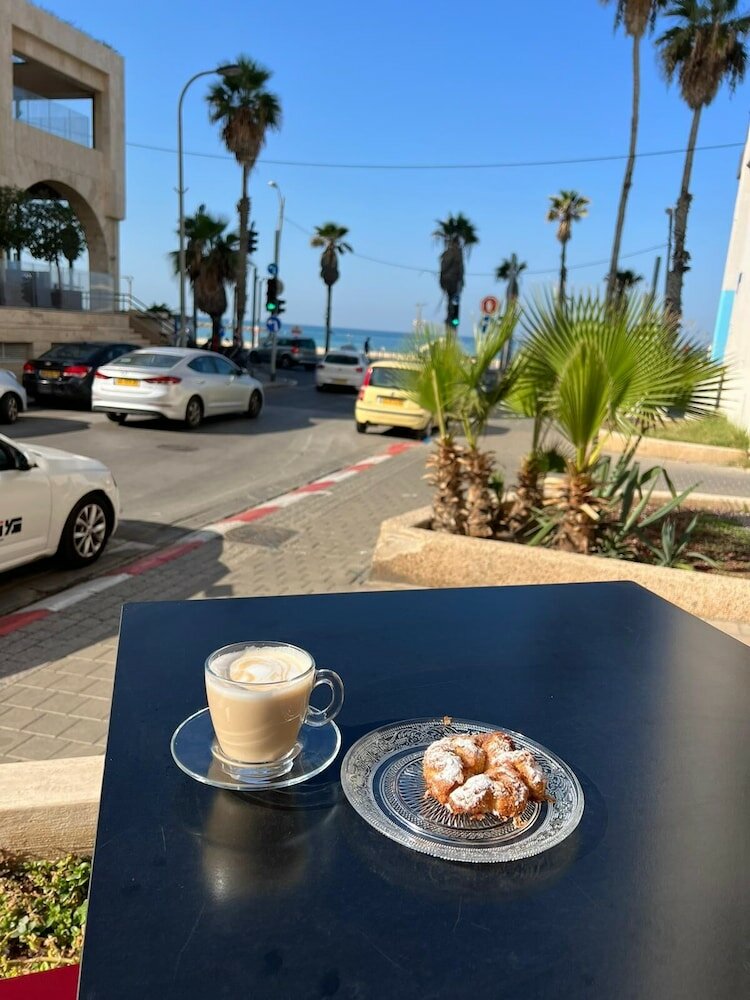 Фото Абратель