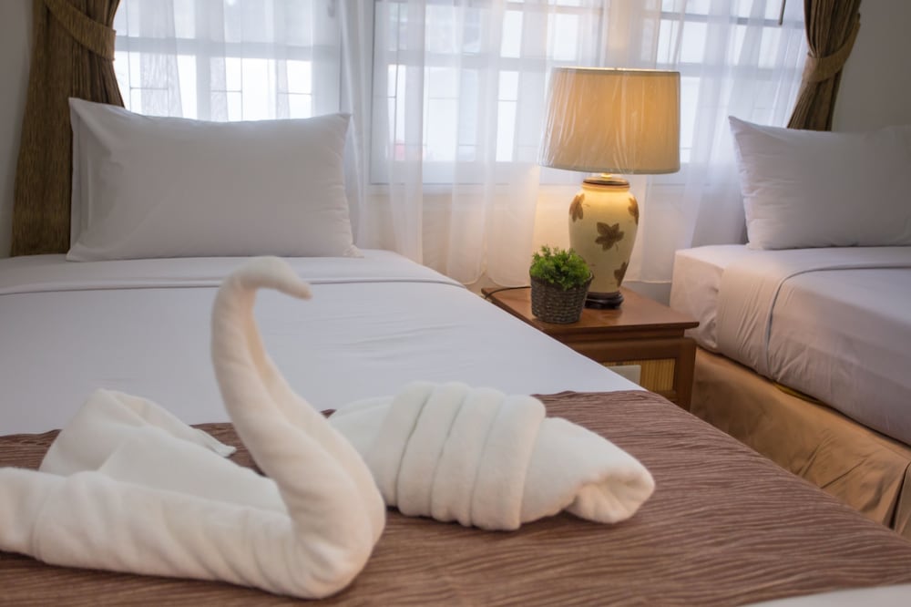 Фото The Bangkokians City Garden Home