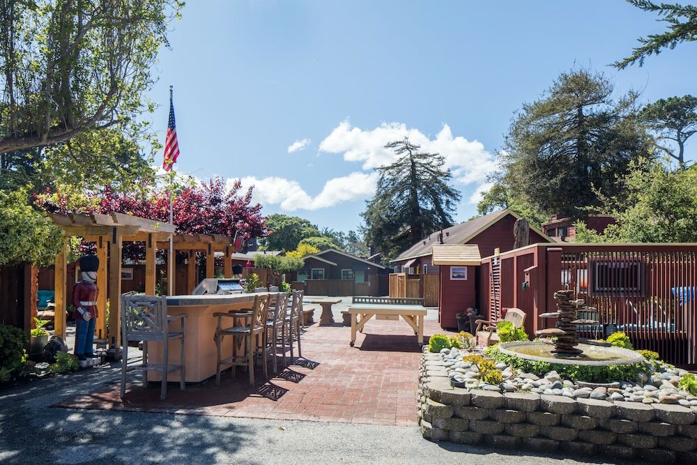 Фото Andril Fireplace Cottages