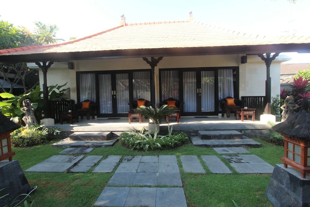 Фото Taman Agung Hotel