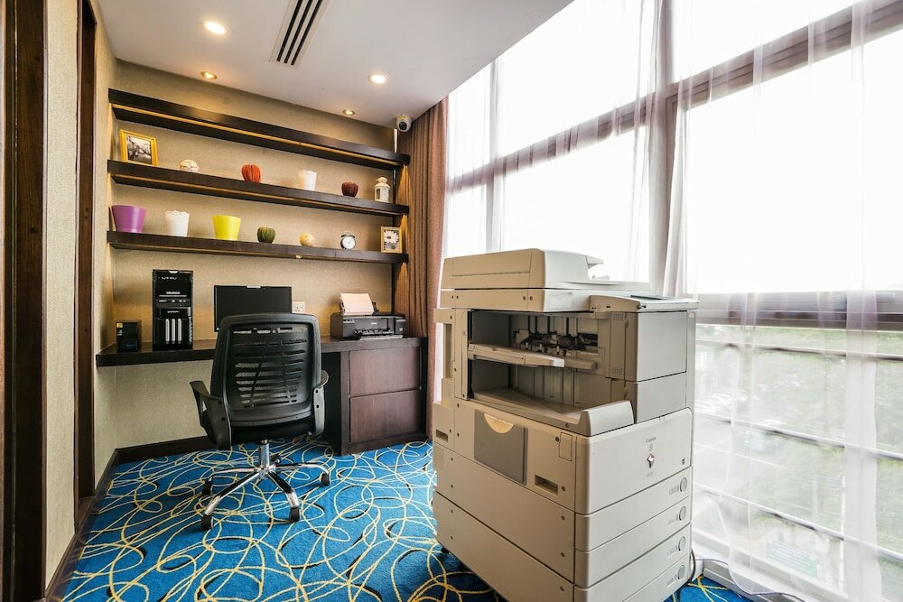 Фото Best Western Chinatown Hotel