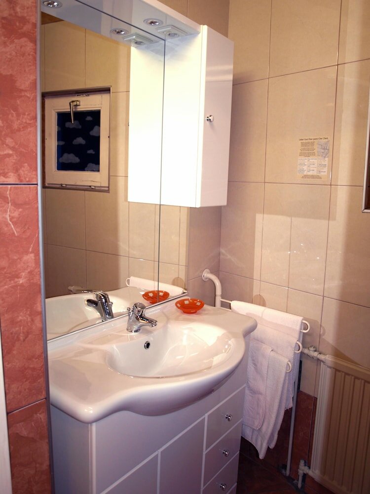 Фото Pension Liechtenstein Apartments II