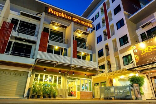 Гостиница Prajaktra City Hostel в Удонтхани