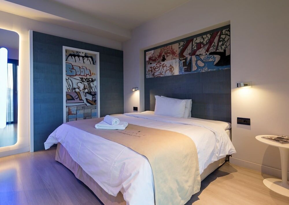 Фото Essence Living Exclusive