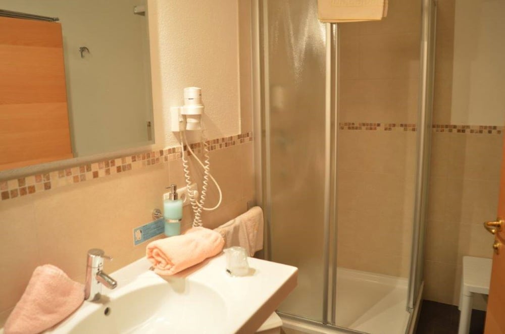 Фото Hotel Mirabel