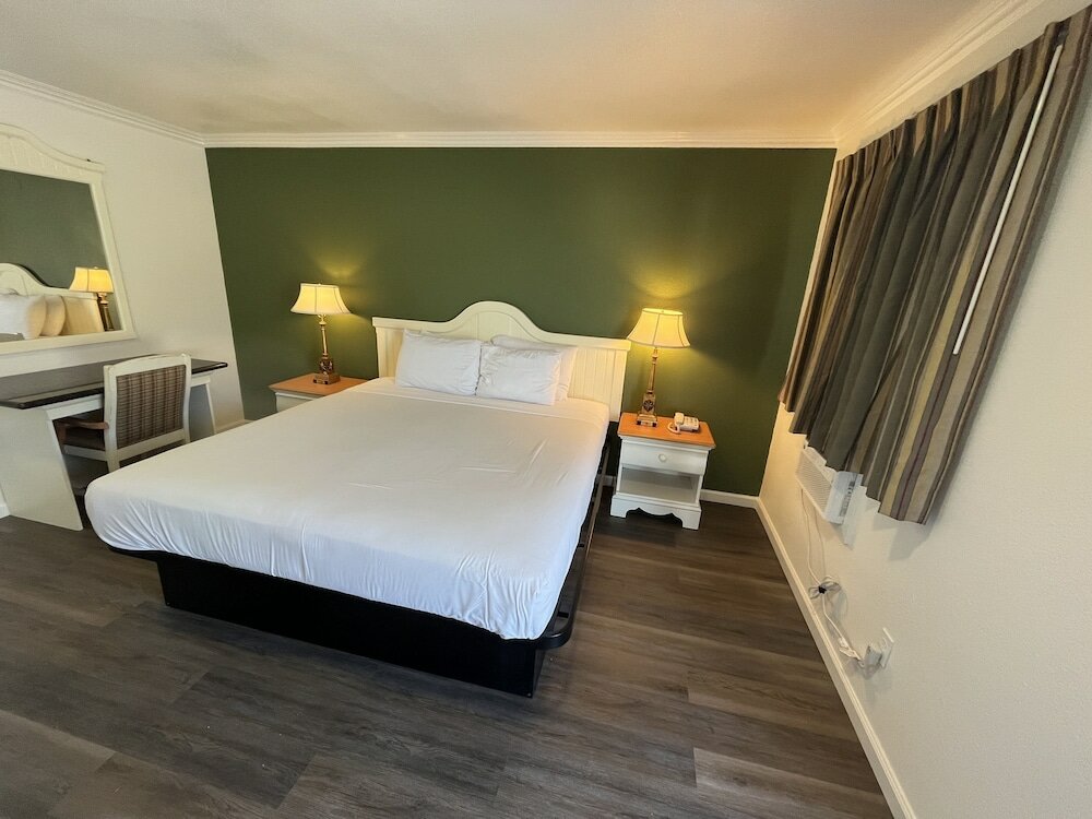 Фото American Inn Grover Beach