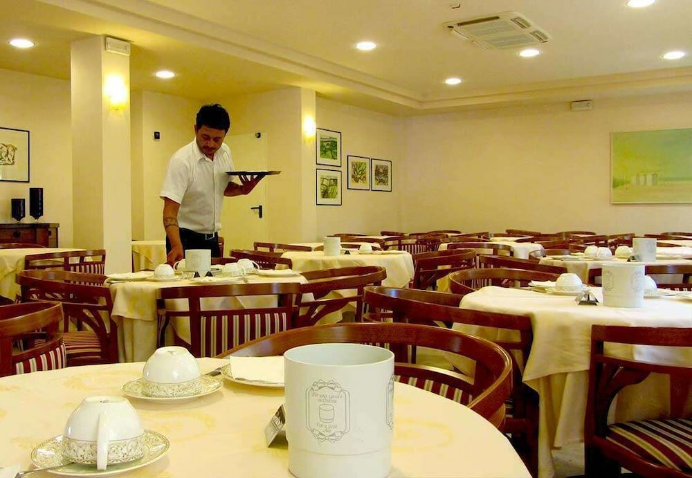 Фото Hotel Sabra