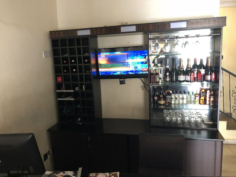 Фото Lakeem Suites Ikoyi