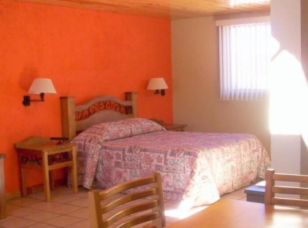 Фото Hotel St Cruz Creel