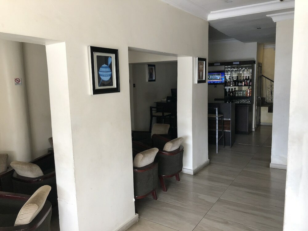 Фото Lakeem Suites Ikoyi