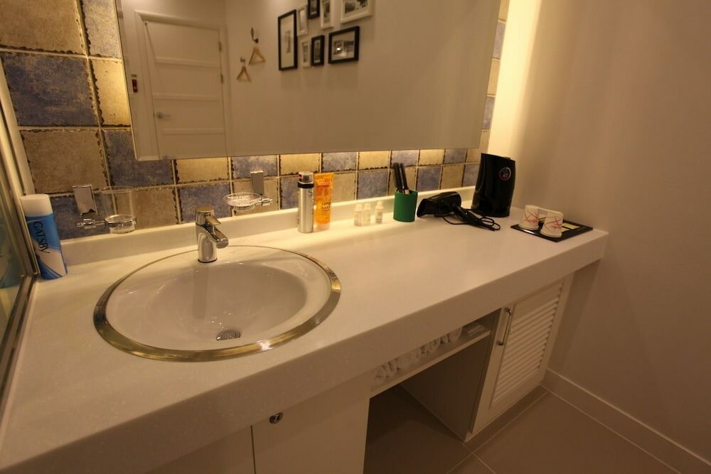 Фото S-Petite Hotel