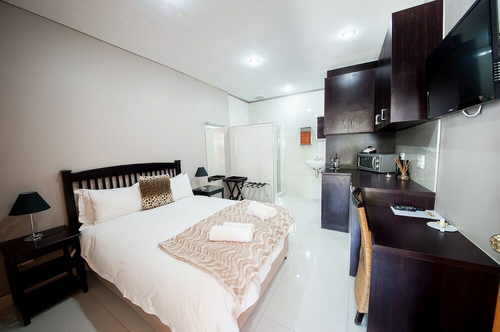 Фото Kleinplasie Guesthouse