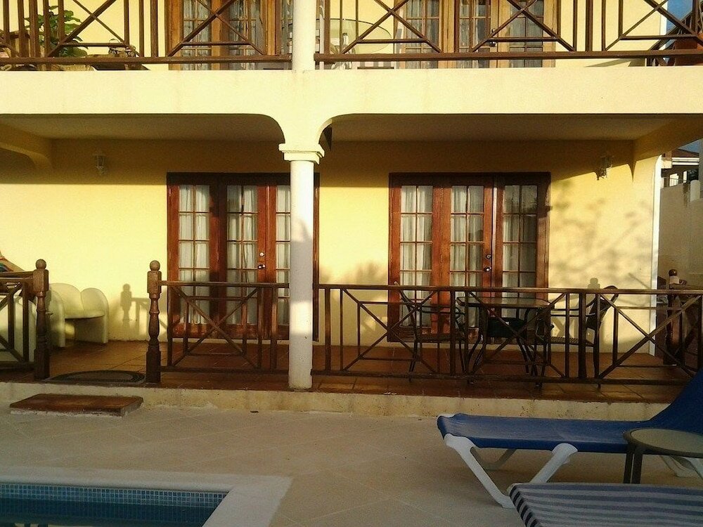 Фото Croton Studio at Sungold House Barbados