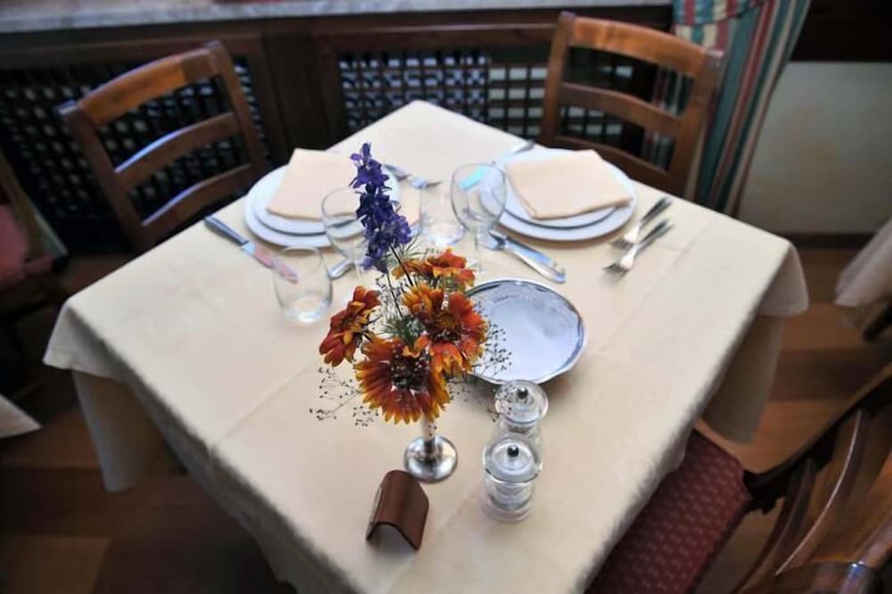 Фото Hotel Beau Sejour