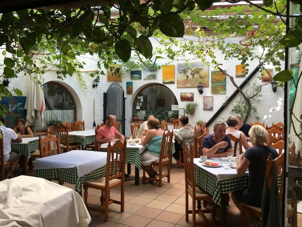 Фото Hotel Restaurante Blanco y Verde