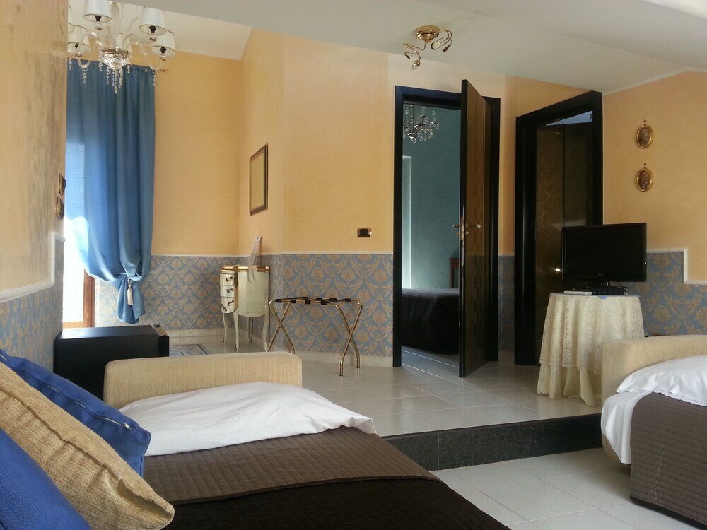 Фото B&b Vescovo Pitirro e Residenza Crocetta